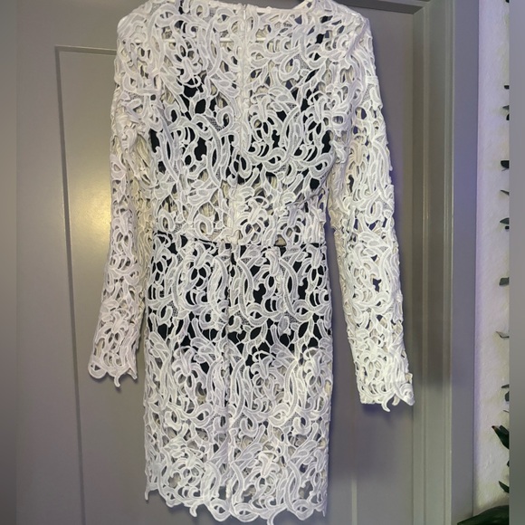 Lace Crochet Appliqué Style White Dress - Picture 6 of 7